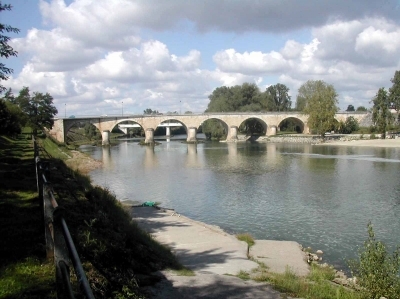 Aiguillon_2695_Le-Pont-Napoleon.jpg