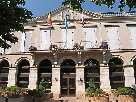 Mairie_Aiguillon_diapo.jpg